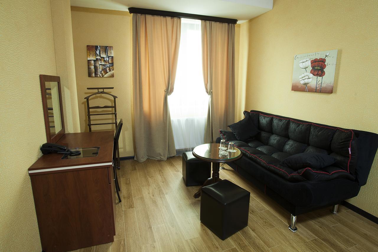 Lords Hotel Tbilisi Eksteriør billede