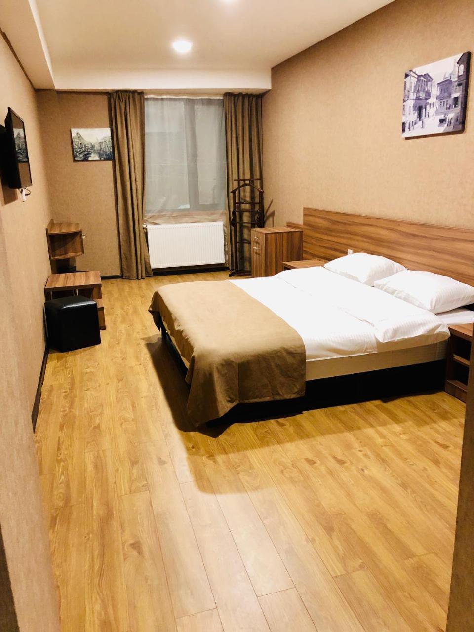 Lords Hotel Tbilisi Eksteriør billede